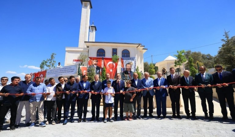 Caminin yapım fikri cuma namazında ortaya çıktı