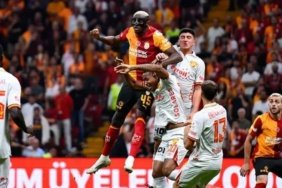Galatasaray-geriden-gelip-kazandi-RAMS-Park039ta-Goztepe039yi-3-2-yikti-featured