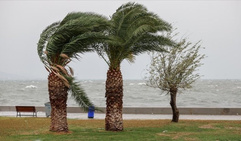 Güney Ege’de kırmızı alarm: Şiddetli fırtına bölgeyi vuracak