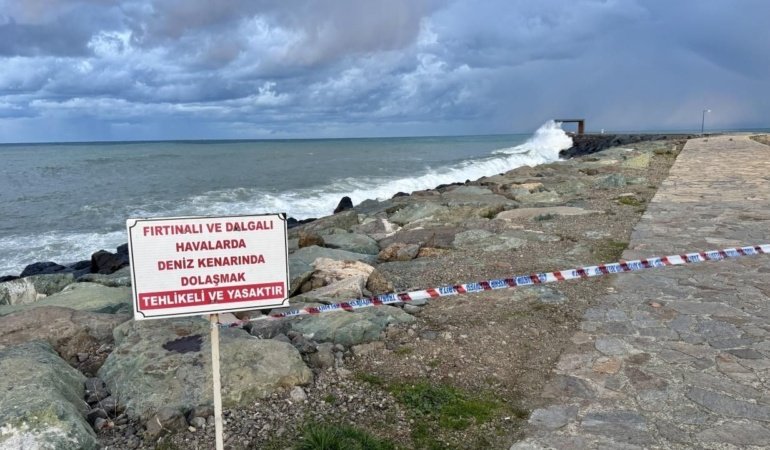 O ilde denize girmek yasaklandı!