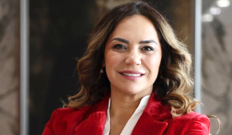 Tekirdağ'da Büyükşehir'den Yüceer ile birlikte beş belediye başkanı YENİ Parti'de