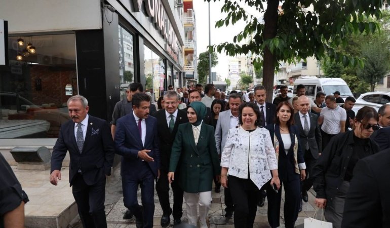 AK Parti kadrolarından Denizli’ye tam saha çıkarma