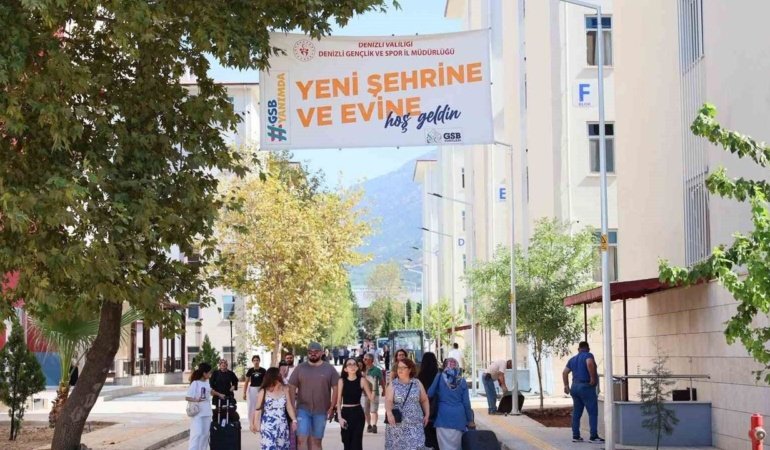 Denizli’deki yurtlarda kayıt heyecanı yaşanıyor