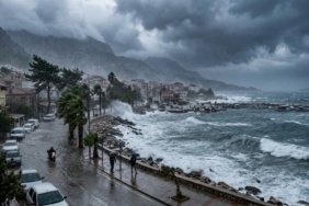 Harita-kirmiziya-dondu-Meteorolojiden-sel-firtina-ve-su-baskini-uyarisi-featured