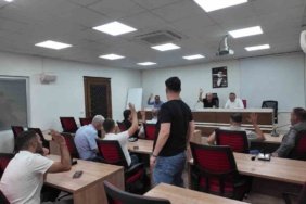 Honaz-Belediye-Meclis-Toplantisinda-Yeni-Parti-koltuklari-bos-kaldi-featured