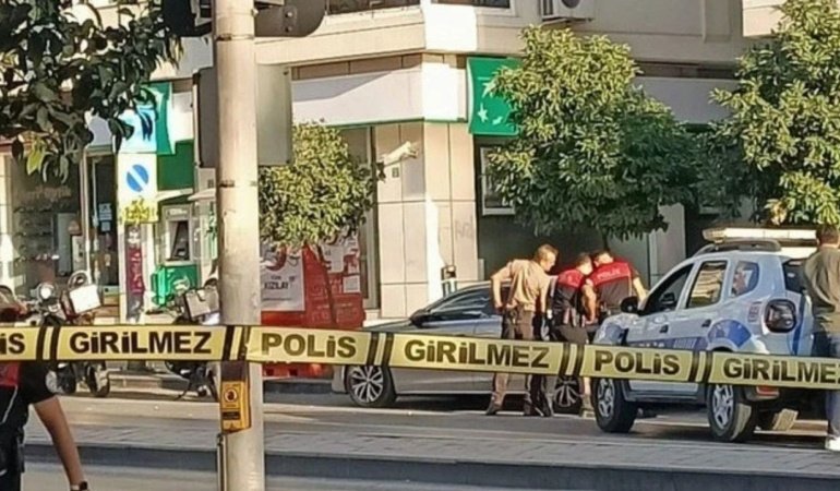 İzmir’de banka soygunu girişimi: Çalışanlar ve müşteriler rehin alındı