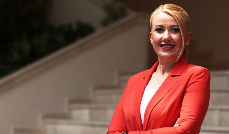 Şeniz Doğan CHP’den ayrıldı, Yeni Parti’ye geçti
