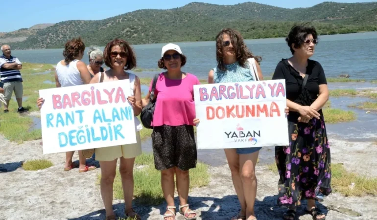 Tuzla Sulak Alanı İçin Uluslararası Mücadele: 359 Konutluk Projeye Tepki