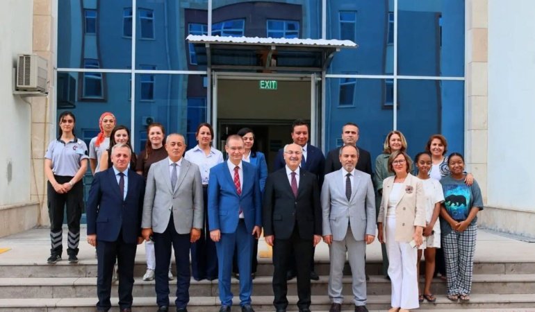Vali Köşger, yurtlarda yeni dönem hazırlıklarını inceledi