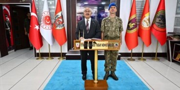 Vali-Kosgerden-11.-Komando-Tugayina-ziyaret-featured
