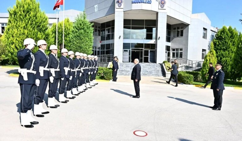 Vali Köşger’den İl Emniyet Müdürü Ali Süllü’ye iade-i ziyaret