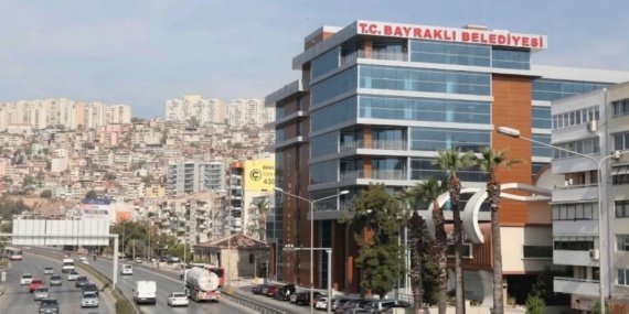 Bayrakli-sorusturmasinda-dikkat-ceken-isimler-Dosyada-kimlerin-adi-geciyor-featured