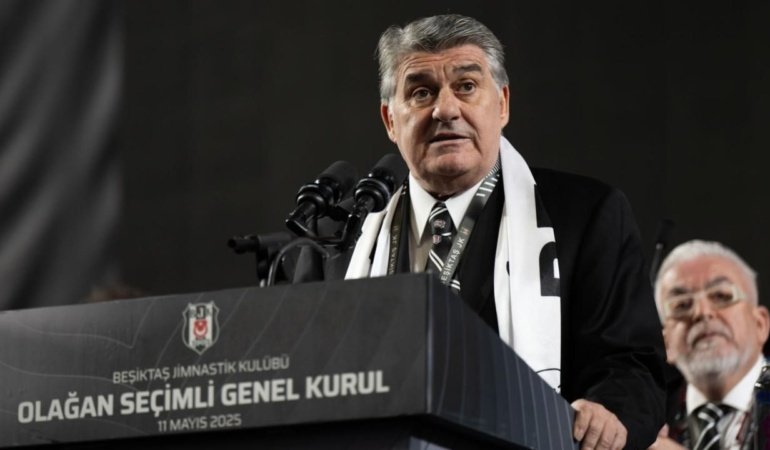 Beşiktaş'ta Serdal Adalı yeniden başkan seçildi
