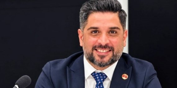 Eyupsultan-Belediyesi039nde-Baskan-Vekilligi-secimini-CHP-adayi-Cafer-Parlak-kazandi-featured