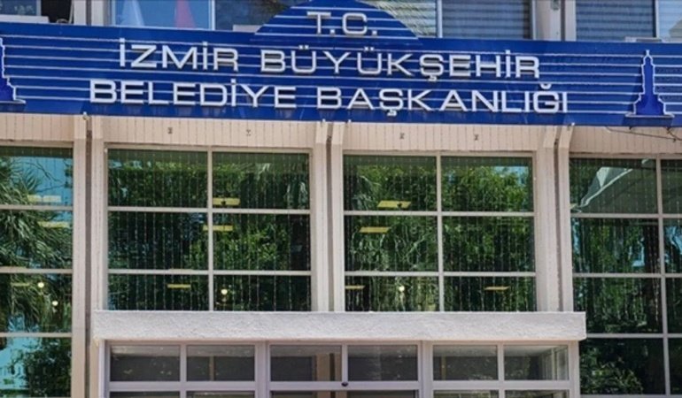 İzmir Büyükşehir’de ilk istifa sanatçılardan: İzmirlilerin iradesi yok sayılamaz